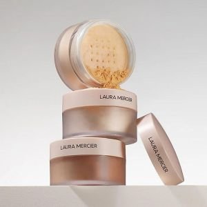 Laura Mercier Ultra Blur Setting Powder