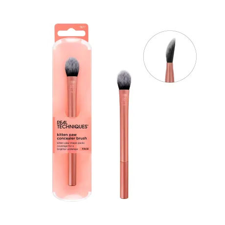 Real Technique Brightening Concealer Brush
