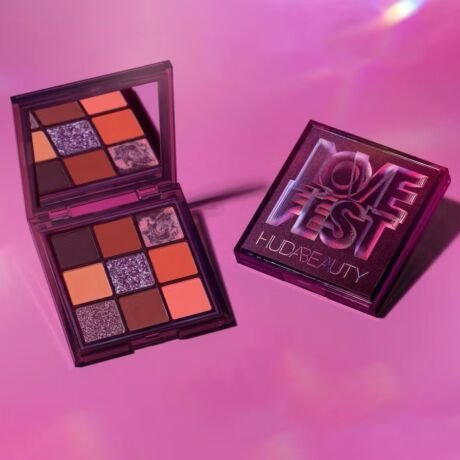Huda Beauty Love Fest Eyeshadow Palette