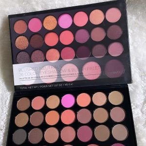 BH Cosmetics Blushed Neutrals 26 Colour Eyeshadow & Blush Palette