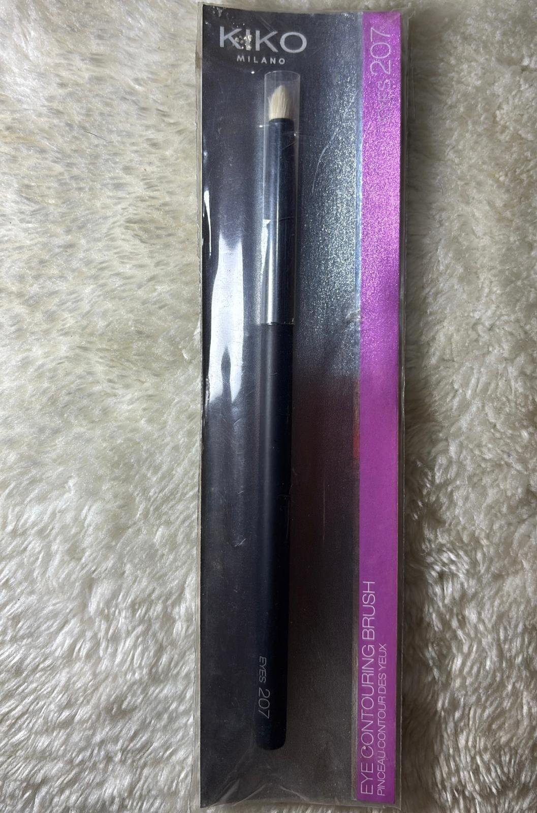 Kiko 207 Eye Contouring Brush