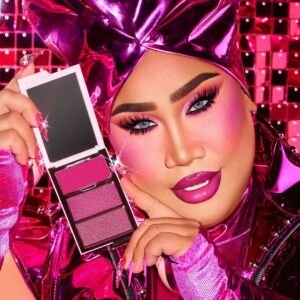 One Size Cheek Clapper 3D Blush Trio