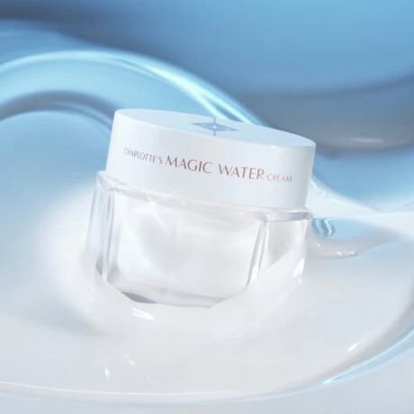 Charlotte Tilbury Magic Water Cream Moisturiser - 30ml